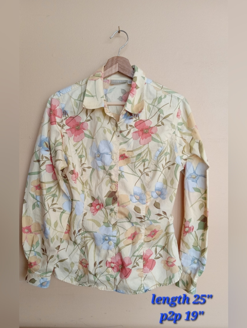 Liz Claiborne Cream Floral Button-Up Blouse with Pink and Blue Flowers